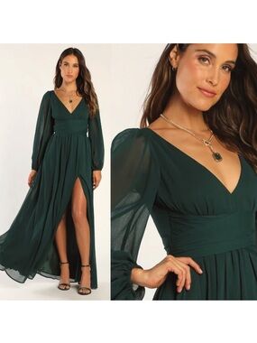NWT Lulus Enchant My Love Emerald Green V-Neck Long Sleeve Maxi Dress